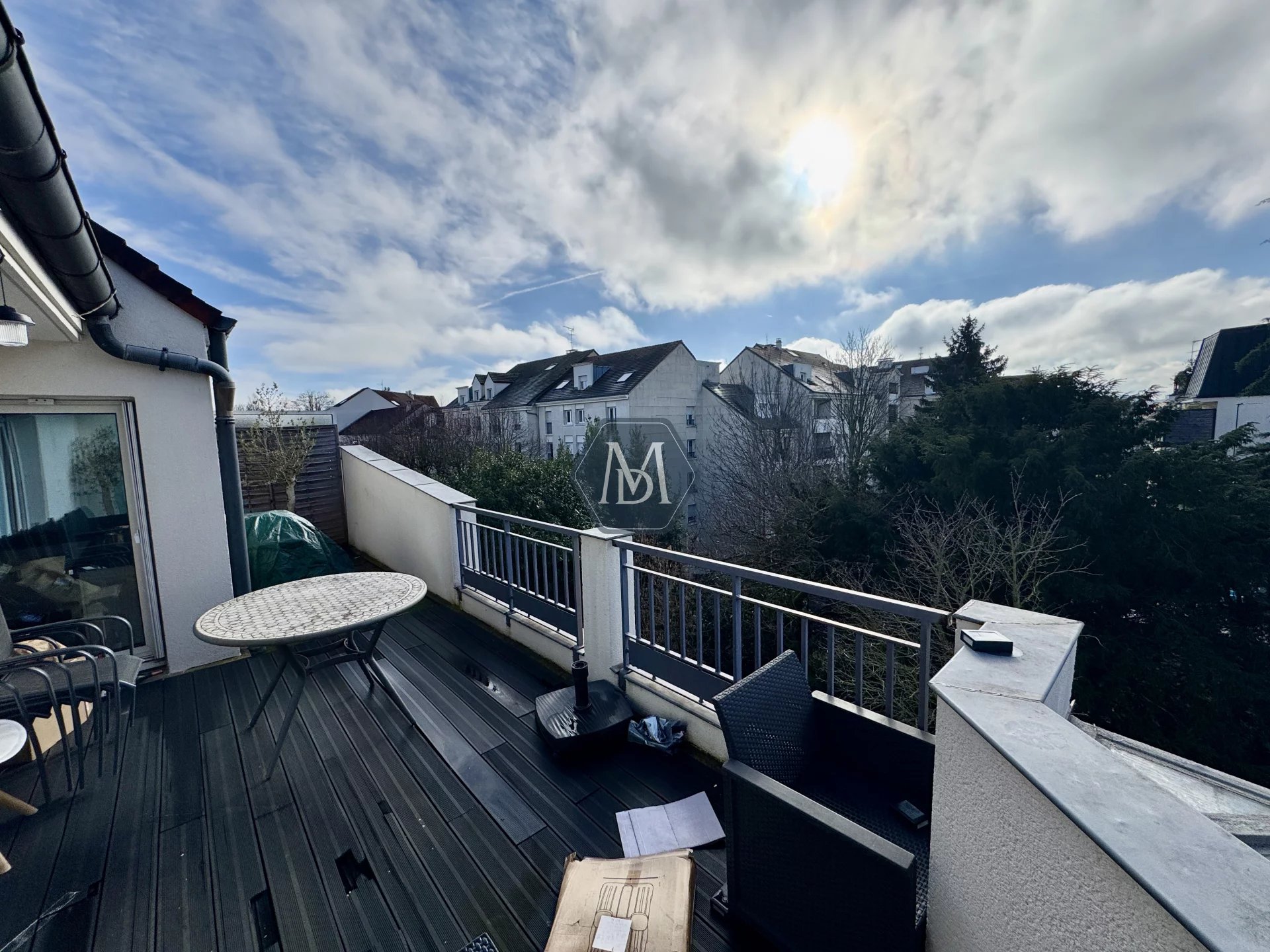 92160 ANTONY – CENTRE VILLE – 3 CHAMBRES + TERRASSE 22m2 + PARKING + CAVE